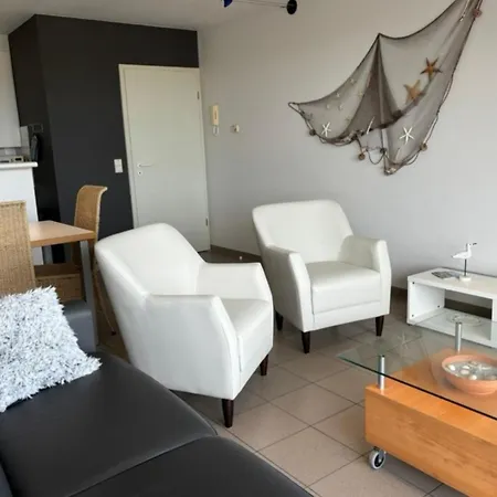 Apartamento La Mouette C2 150m De La Plage, Terrasse Ensoleillee, Parking Prive Gratuit Nieuwpoort