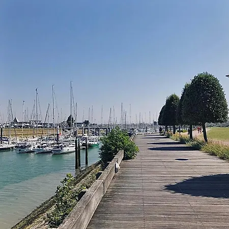 La Mouette C2 150m De La Plage, Terrasse Ensoleillee, Parking Prive Gratuit Nieuwpoort